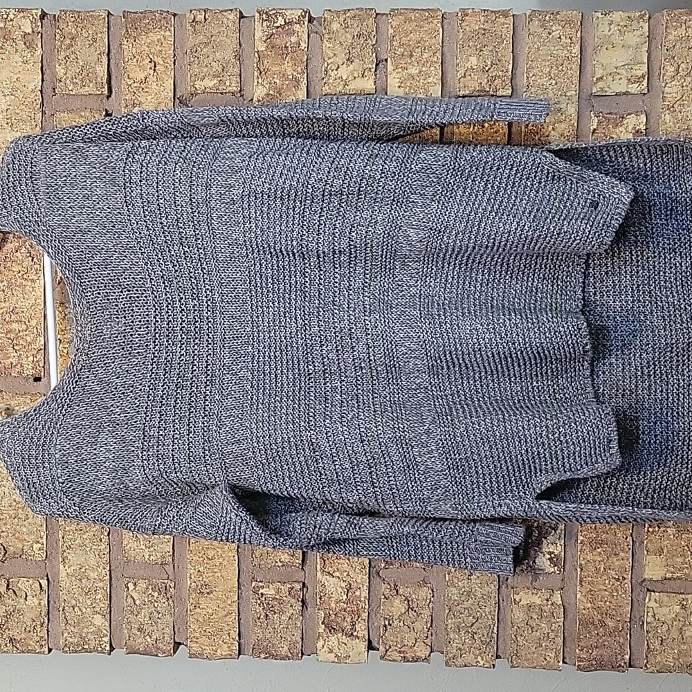 American Eagle Outfitters Gray Scoop Neck Knit Sweater